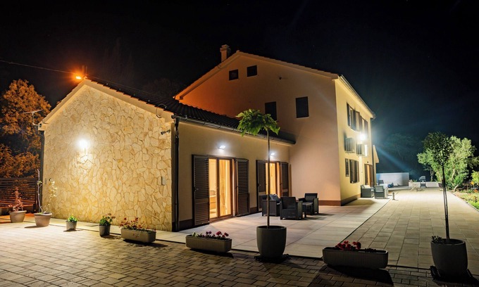 Drnis House | Villa Adela