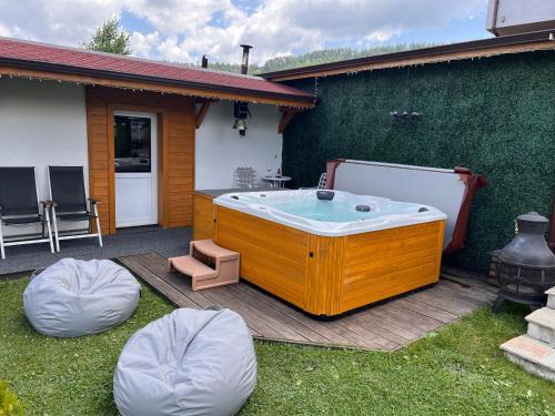 Samokov Apartment | Villa ADELHEIDE - Spa, BBQ & Jacuzzi