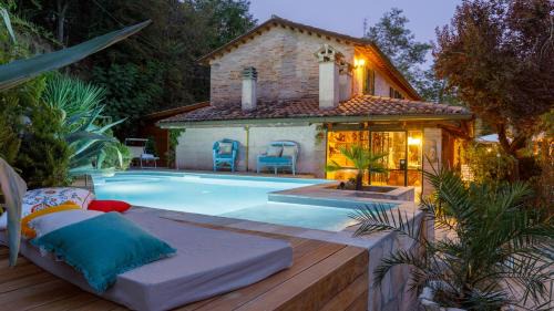 Monteciccardo Villa | Villa Agave 8, Emma Villas