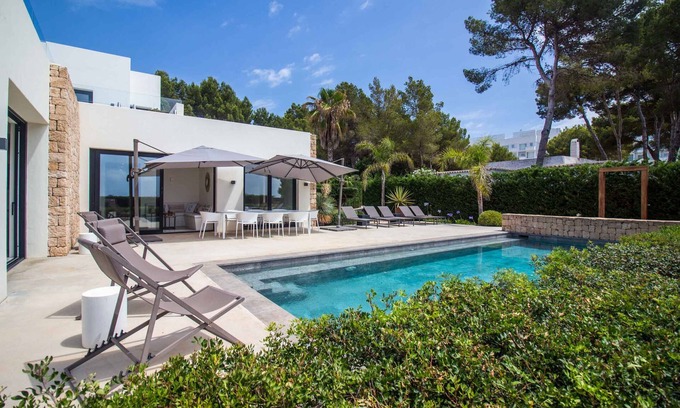 S'Argamassa Villa | VILLA ALGARROBOS