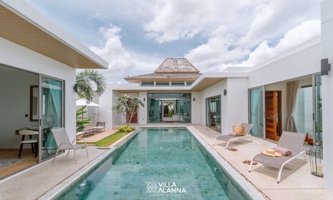 Bang Tao Villa | VILLA ALANNA Phuket