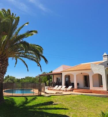 Colinas Verdes Villa | Villa Alegria - A Private, Cozy Retreat in Nature