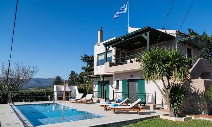 Kaina Villa | Villa Aloni in Chania