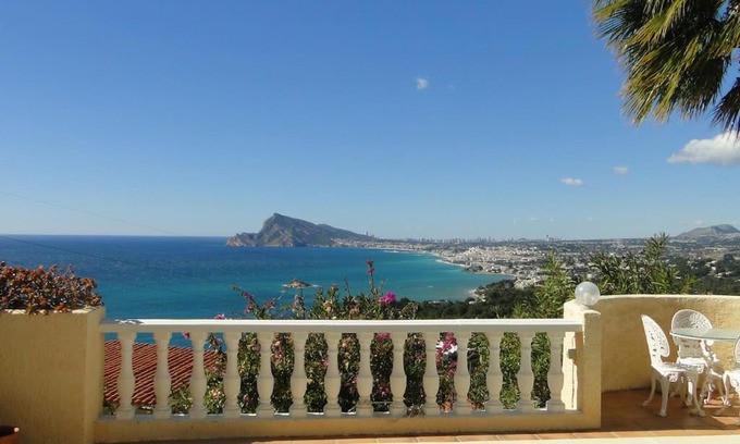 Altea la Vella Villa | VILLA ALTEA HILLS, vue mer, piscine chauffée, WIFI