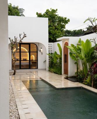 Kelating Villa | Villa Amerta Stynn - Stylish 2BR Tropical Retreat Villa near Kelating Beach