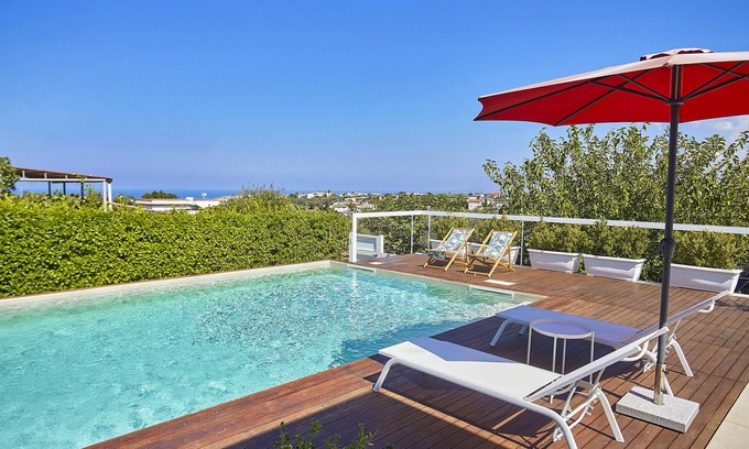Alcamo Villa | Villa Amethyst with Pool, WiFi, Parking, Free