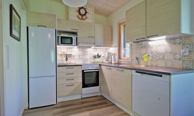 Jaala Cottage | Villa Anchor. New 2BR cottage with sauna. Home is where you drop your Anchor!