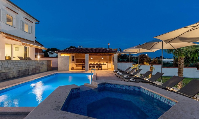Buici Villa | Villa Anela with pool in Porec, Istria