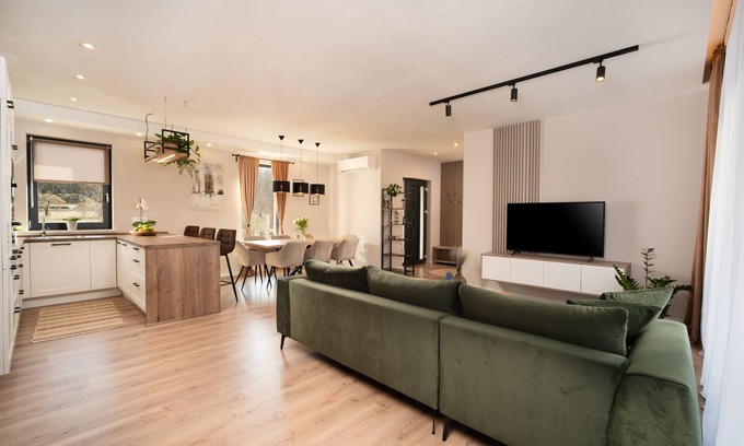 Kapelica Villa | Villa Animo - New holiday home for 8 people with a private pool near Labin.