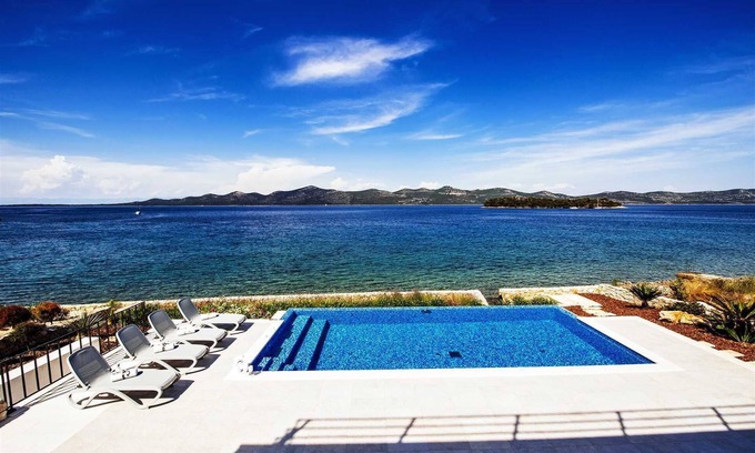 Iz Villa | Villa Anita II - Dalmatian island Gem