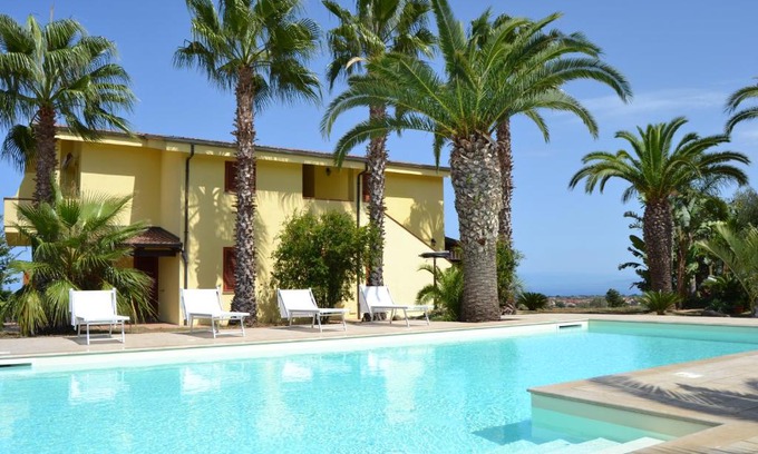 Zambrone Apartment | Villa Antonella