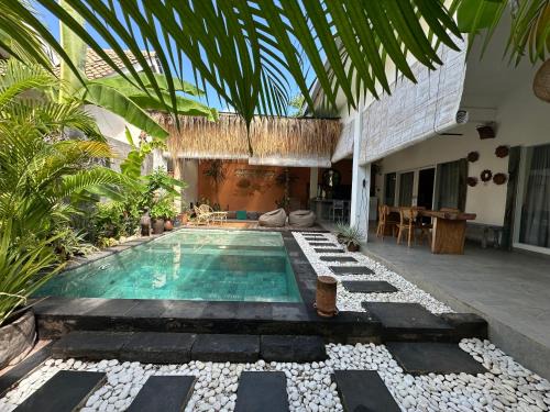 Uluwatu Villa | Villa Anyelir