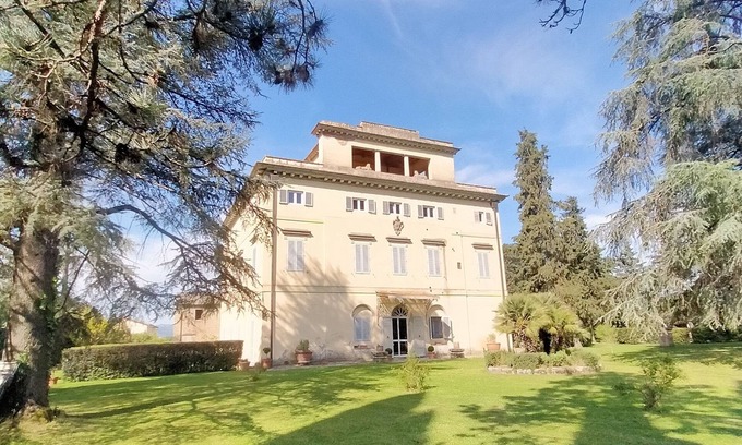 Bucine Villa | Villa apartment of 800, 6 beds, swimming pool private outdoor gazebo