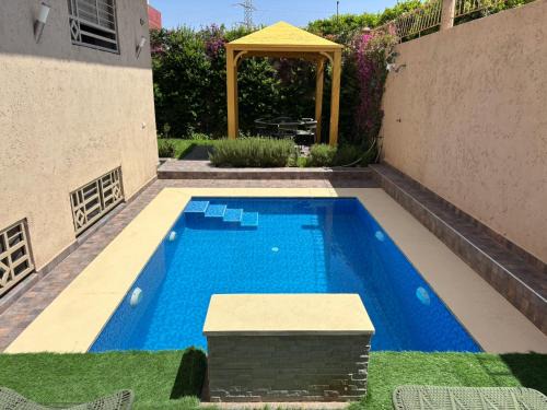 Tamansourt Apartment | Villa-Appart Sara, superbe jardin & piscine privée