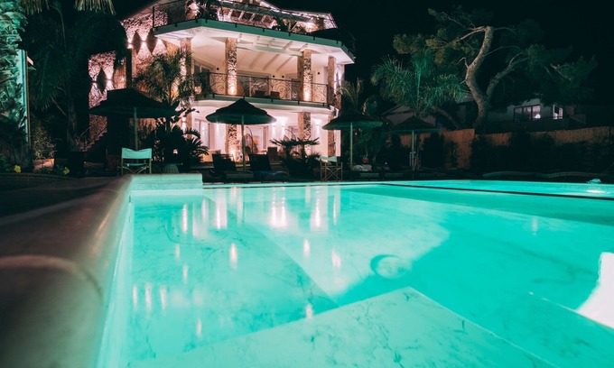 Porto Pino Apartment | Villa Aquamarina Pintadera Rossa