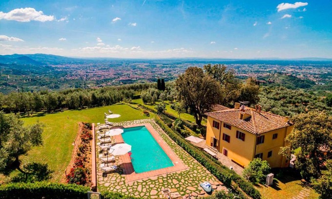 Massa e Cozzile Villa | Villa Armonia Toscana - Homelike Villas