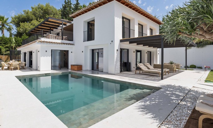 Marbella Villa | Villa Artemis – 6 bed Spa & Style Retreat
