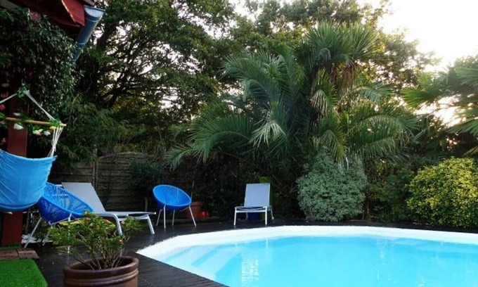 Ascain House | Villa Ascain Swimming pool/Garden near Bourg and 12 minutes by car from the beach