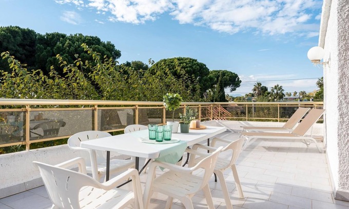 Vilafortuny Villa | Villa at 30 m from the beach of Vilafortuny. Ideal for families with children. Cambrils