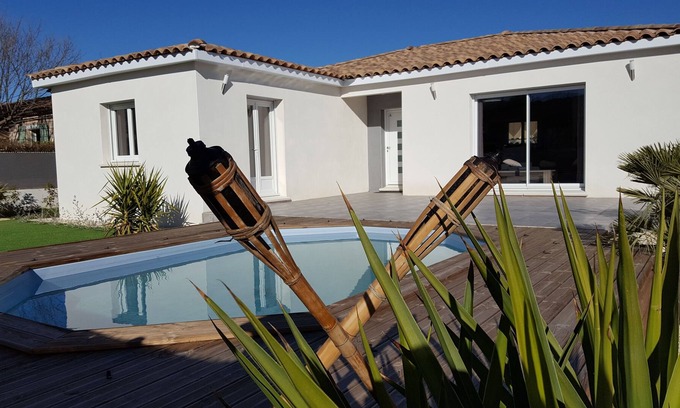 Rousson Villa | Villa Avec Piscine Alés en Cévennes