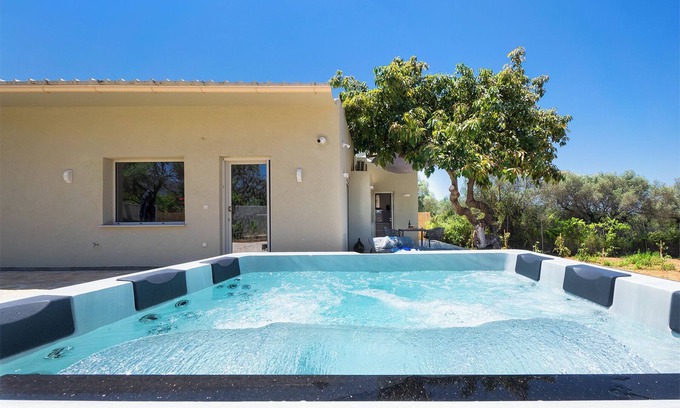 Nerokouros Villa | Villa Avo, 2 BD, 2 BA, private heated jacuzzi!