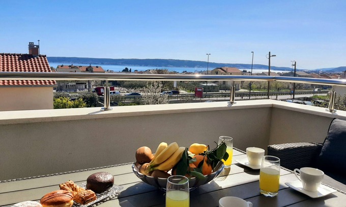 Kastela Apartment | Villa Axioma 4-Star Luxury Villa apt with Sea View , seaview balcony