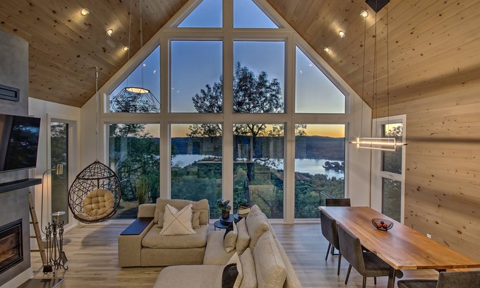 Saint-Damien Ski Chalet | Villa Baraka-L'Envol des Huards, lake view&jacuzzi
