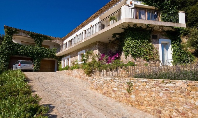 Begur Villa | Villa Begur, Villa Begur, 6 bedrooms, own pool, amazing views