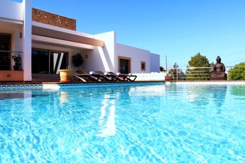 San Antonio Bay Villa | Villa Bellissima