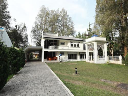 Karo Villa | Villa Berastagi Indah A32 - TEBU MANIS