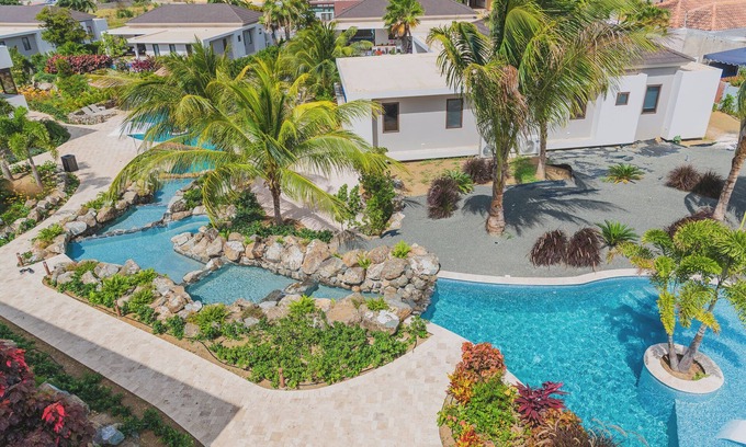 Willemstad Villa | Villa Blenchi, LUX Resort, Villa on luxury resort