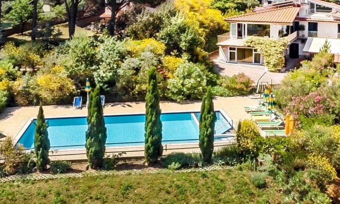 Bobolino Villa | Villa Bobolino, your Tuscan vacation with private pool (18 people)