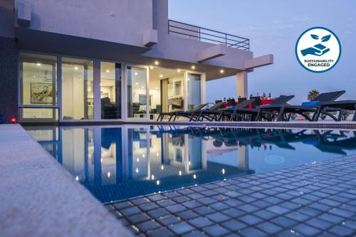 Armacao de Pera Villa | Villa Bonita Brenda by Algarve Vacation