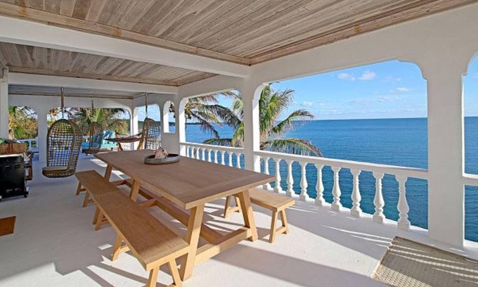 Rainbow Bay House | Villa C by Eleuthera Vacation Rentals