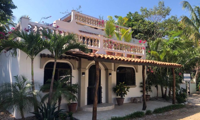 Potrero House | Villa Corina 5 Bedroom Ocean View Home