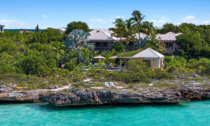 Ocean Point Villa | Villa Caona, Quintessential Caribbean Oceanfront Home