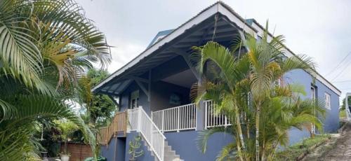 Riviere-Pilote Villa | VILLA CAPACITE 6 PERSONNES PROCHE PLAGES DU Sud