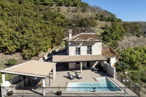 Cutar Villa | Villa Carrillos