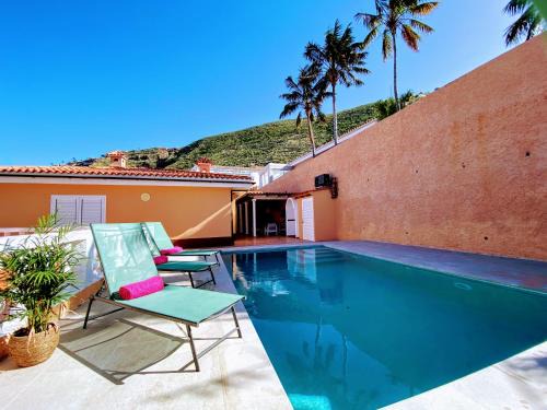 Las Cuevas Villa | Villa Casa Papaya - All Year Heated Pool