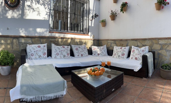 Canillas de Aceituno Villa | Villa 'Casa Verano with Pool and Terraces' with Mountain View, Wi-Fi and Air Conditioning