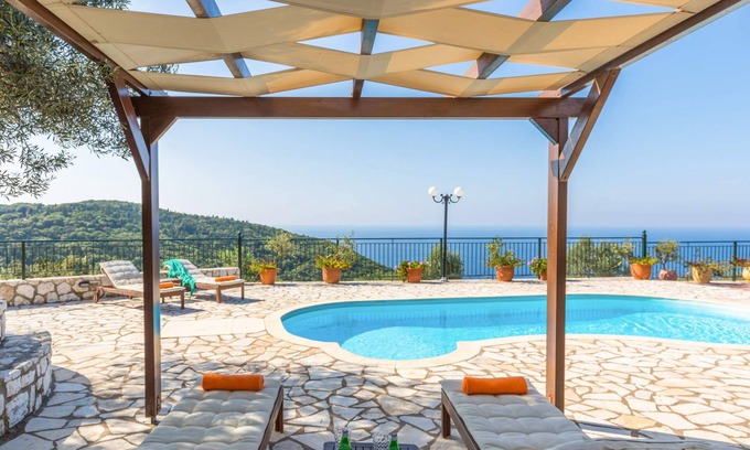 Vasilikiadhes Villa | Villa Cassandra Fiskardo by Villa Plus