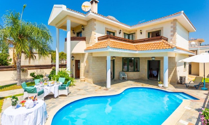 Ayia Marina Chrysochous Villa | Villa Charianna