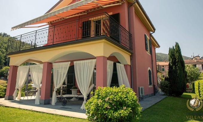 Pignone Villa | Villa Cinqueterre, few km away from Ligurian sea