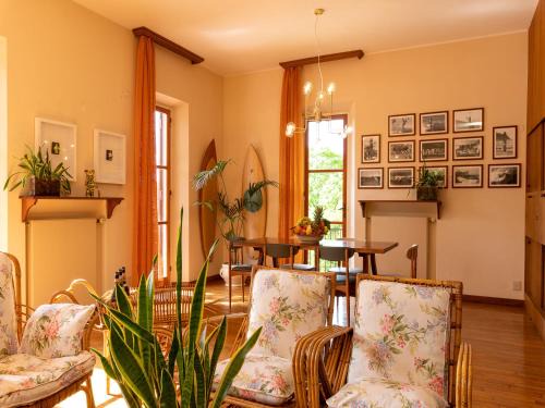 Granarola Villa | Villa Cipressi by Victoria Palace