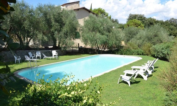 Lastra a Signa Villa | Villa Cipresso 2 - Typical 16th century Farmhouse in Florence