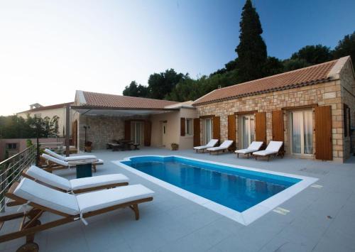 Sarlata Villa | Villa CLEO