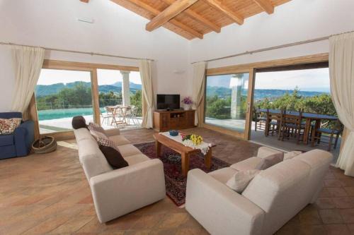 Baja Sardinia Villa | Villa Con Piscina Vista Mare