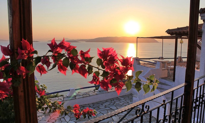 Xanthi Region Villa | Villa DAHLIA. Panoramic pool. Access to the sea. Privileged view of the Egean.