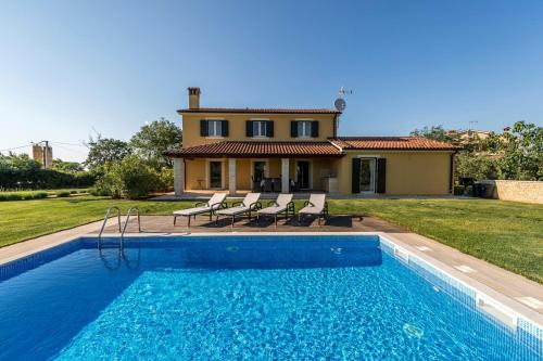 Kadumi Villa | Villa Danelon