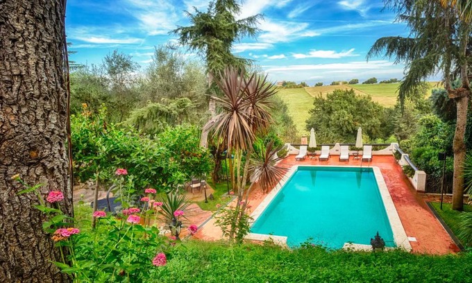 Riano Villa | Villa dei Cigni